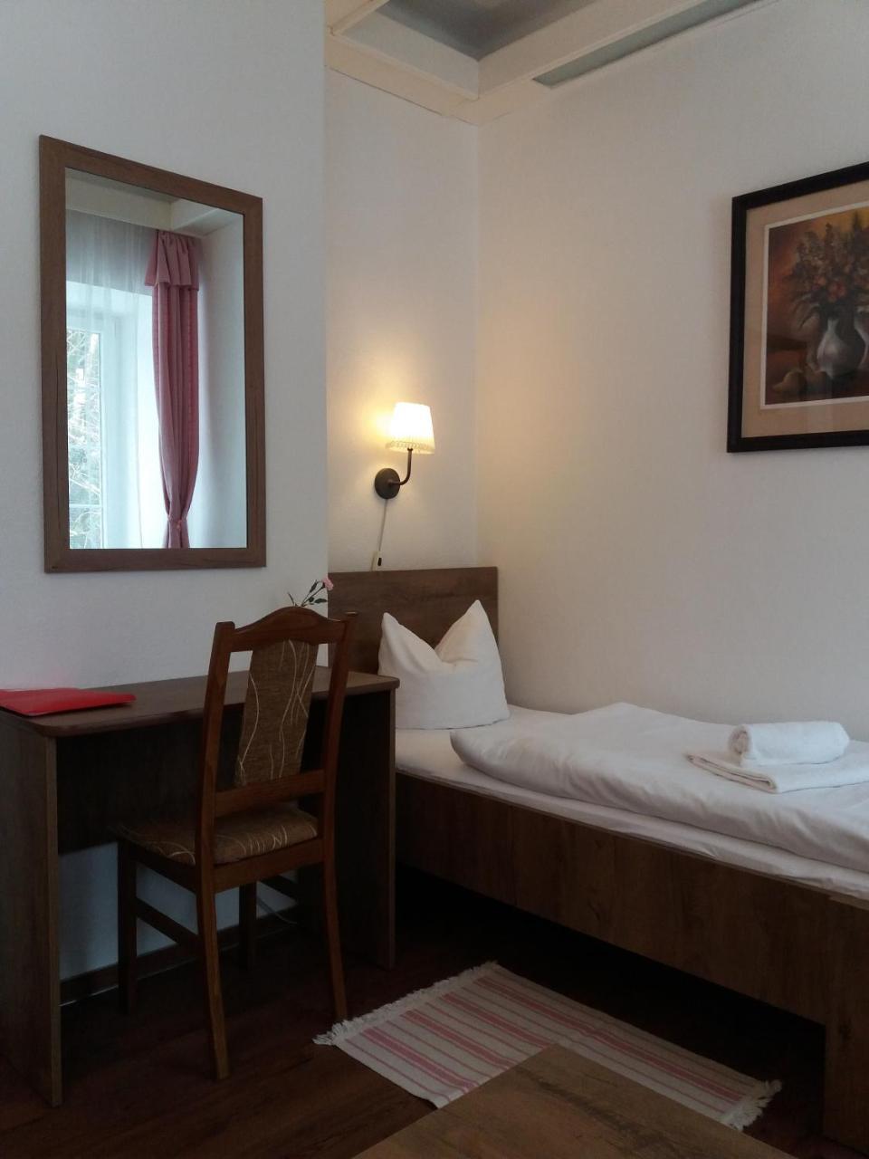 Hotel Dzban Jindrichov Extérieur photo